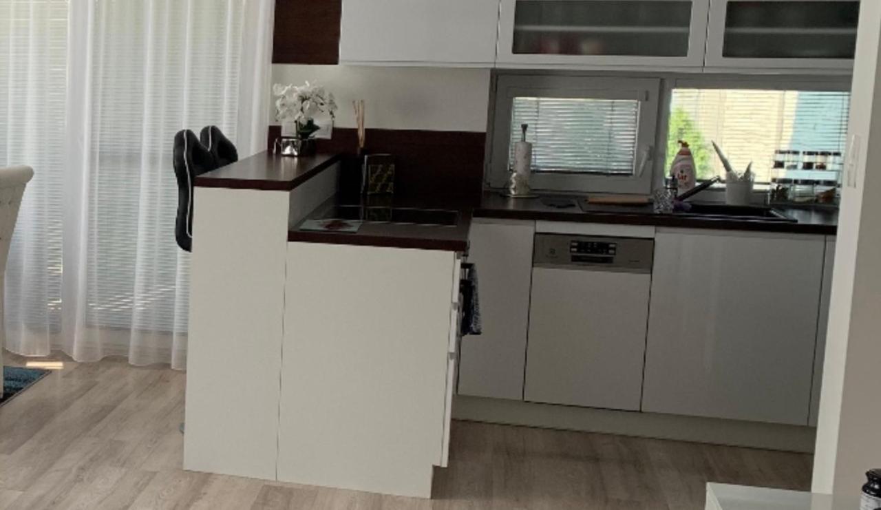 Apartament Modern 2 Bed House Near Bratislava With Parking Rovinka Zewnętrze zdjęcie