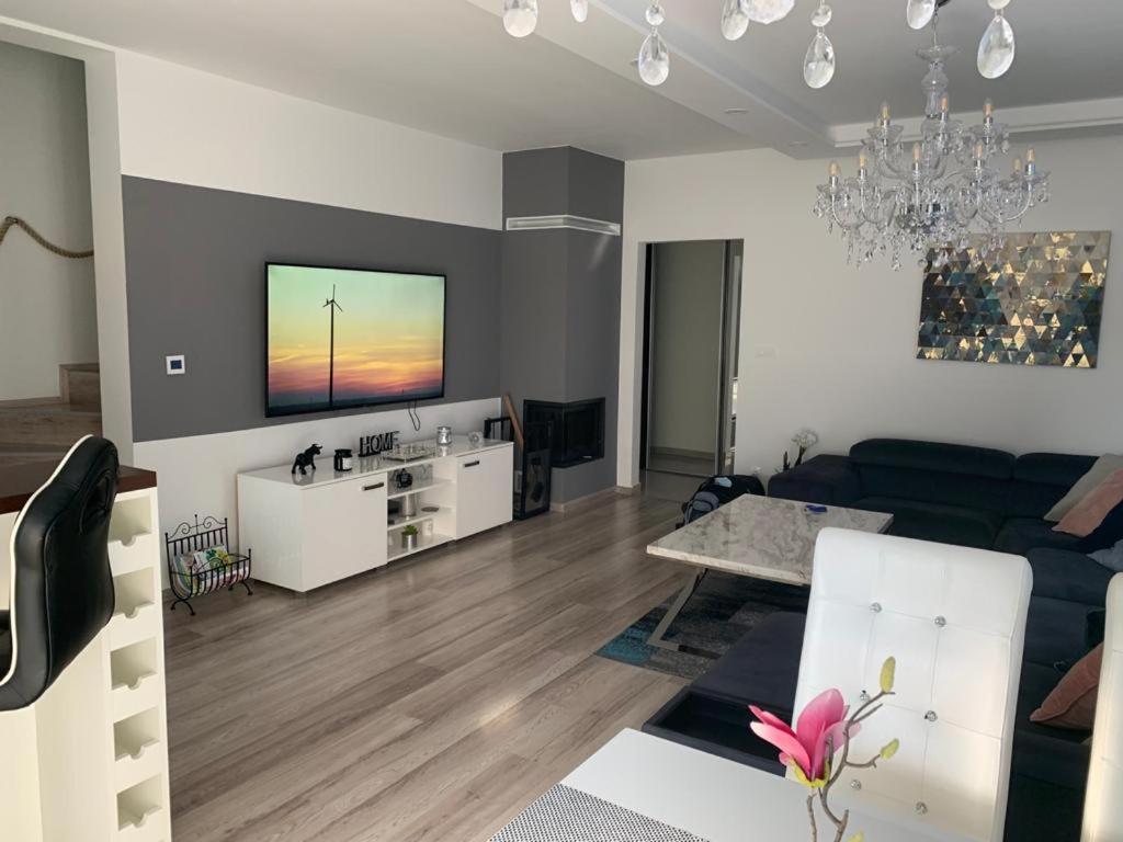 Apartament Modern 2 Bed House Near Bratislava With Parking Rovinka Zewnętrze zdjęcie
